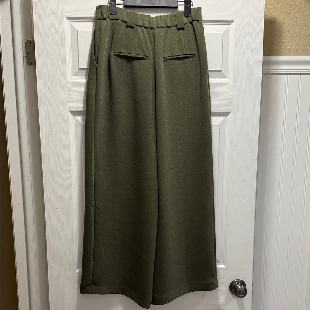 Express Luxe Comfort Wide Leg Slacks - Picture 3 of 7
